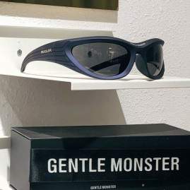 Picture of Gentle Monster Sunglasses _SKUfw65330623fw